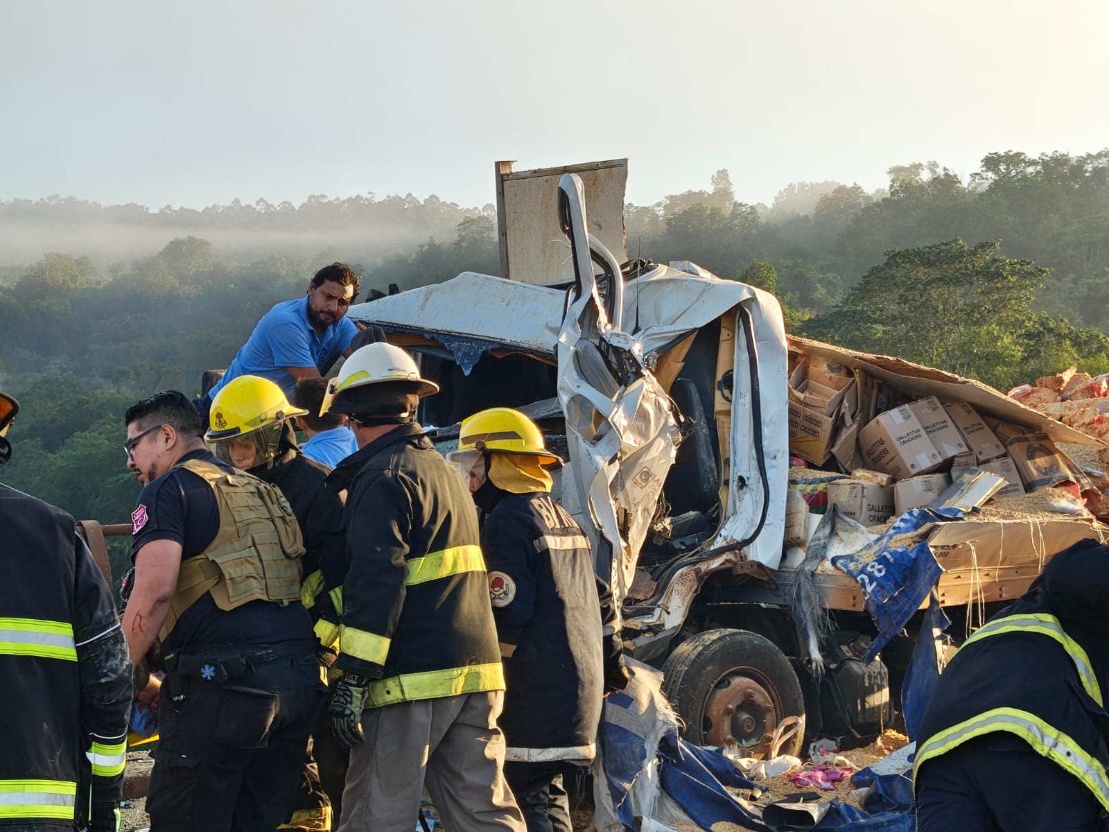 Grave choque entre camiones sobre la Ruta Nacional 12 en el Puente Banana 2